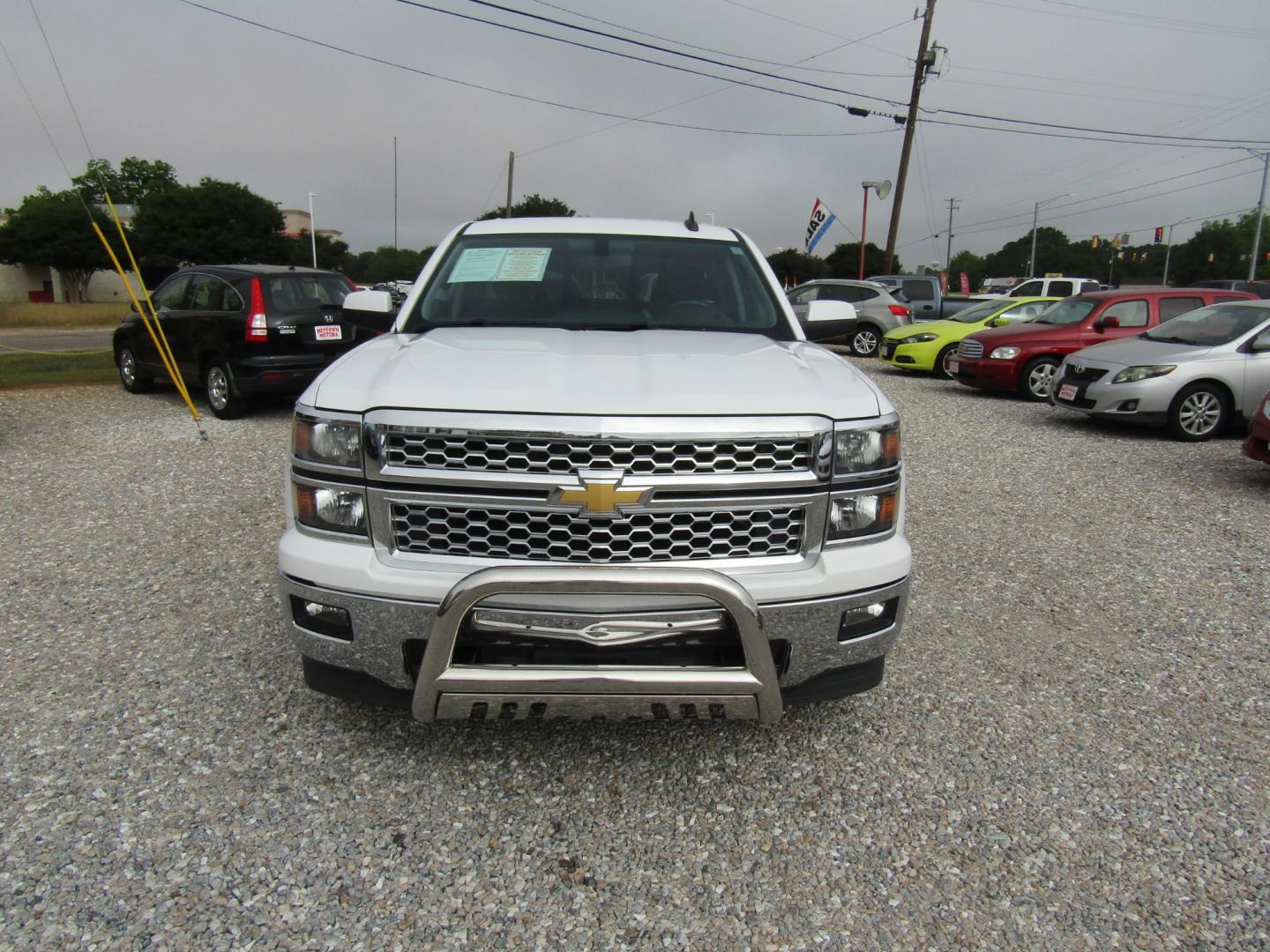 2015 White /Gray Chevrolet Silverado 1500 LT Double Cab 4WD (1GCVKREC9FZ) with an 5.3L V8 OHV 16V engine, Automatic transmission, located at 15016 S Hwy 231, Midland City, AL, 36350, (334) 983-3001, 31.306210, -85.495277 - Photo#1